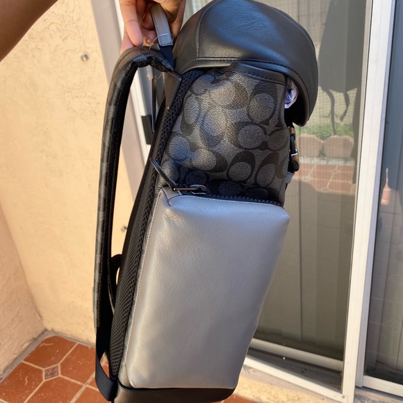 Coach Travel Bookbag BRAND NEW - Picture 3 of 4